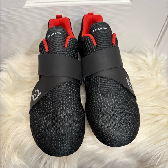 Peloton Altos Cycling Shoes Spinning Black Red main image 4